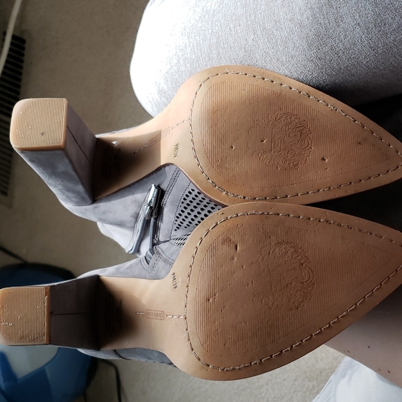 Vince Camuto Boots - Picture 7 of 11